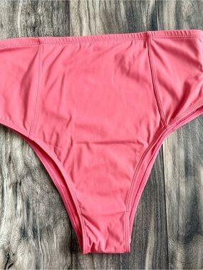 TA3 high-waisted Cheeky Coral Bikini Bottom
